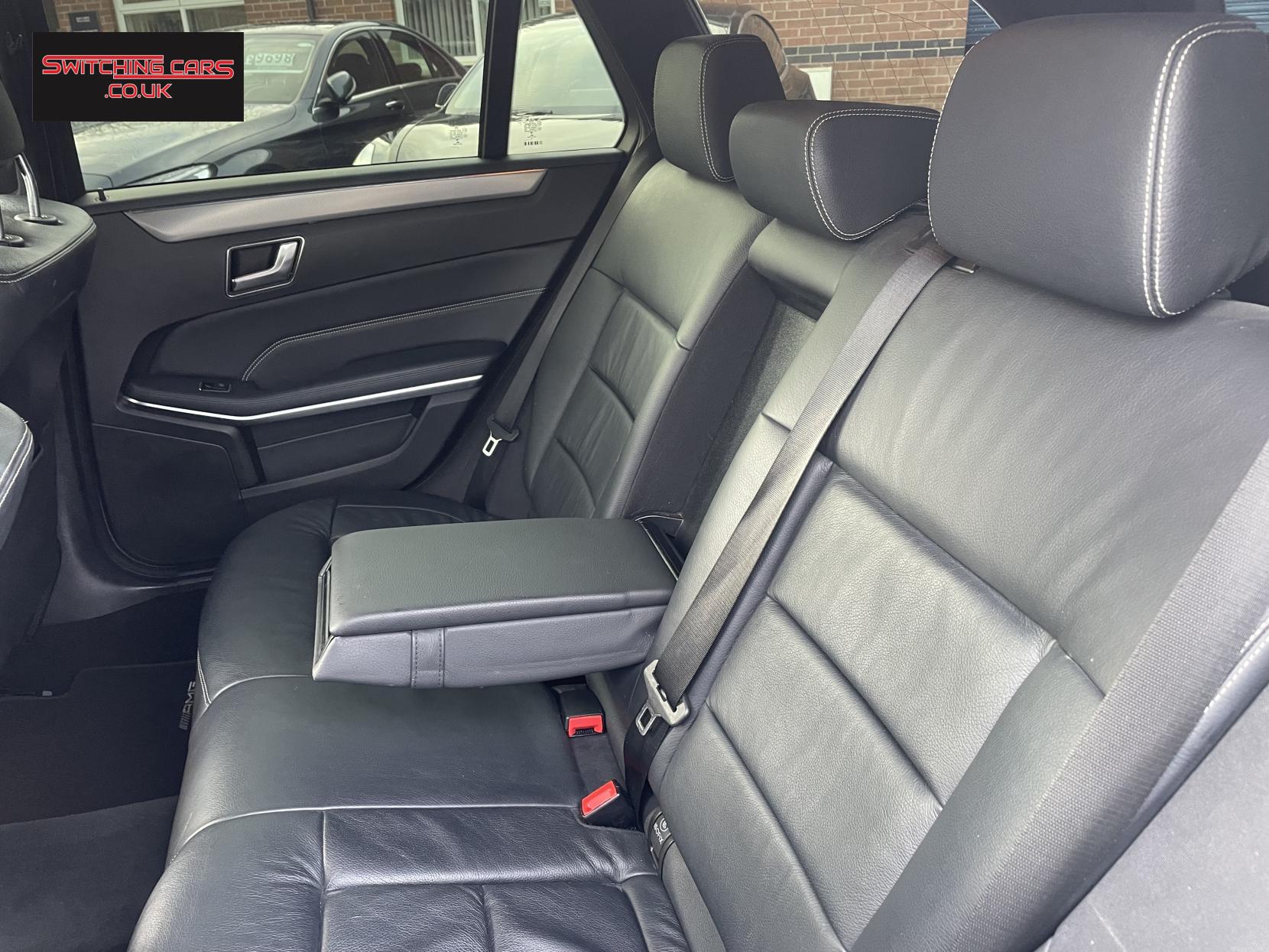 Mercedes-Benz E Class 2.1 E220 BlueTEC AMG Night Edition Estate 5dr Diesel G-Tronic+ Euro 6 (s/s) (177 ps)