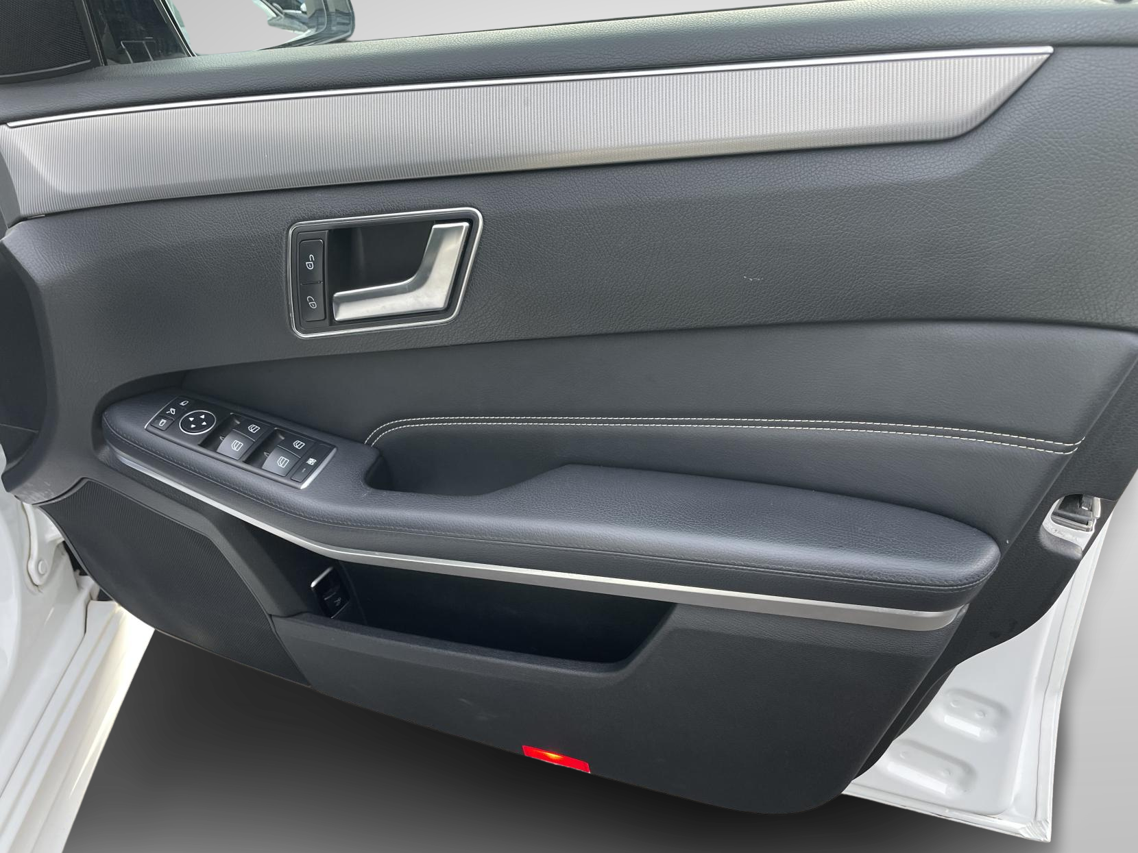 Mercedes-Benz E Class 2.1 E220 BlueTEC AMG Night Edition Estate 5dr Diesel G-Tronic+ Euro 6 (s/s) (177 ps)