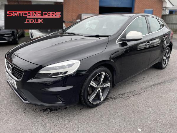 Volvo V40 2.0 T2 R-Design Hatchback 5dr Petrol Manual Euro 6 (s/s) (122 ps)
