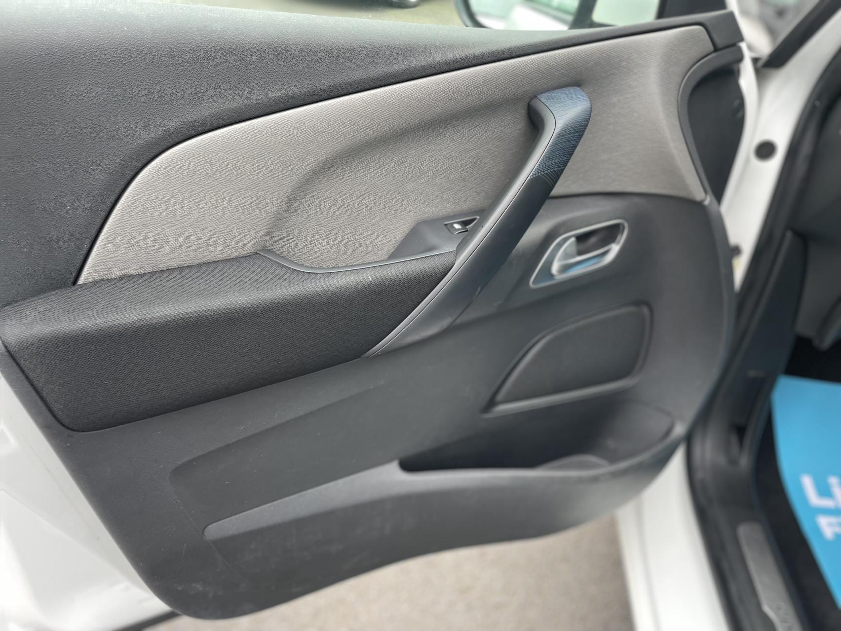 Citroen Grand C4 Picasso 1.6 BlueHDi Feel MPV 5dr Diesel Manual Euro 6 (s/s) (120 ps)