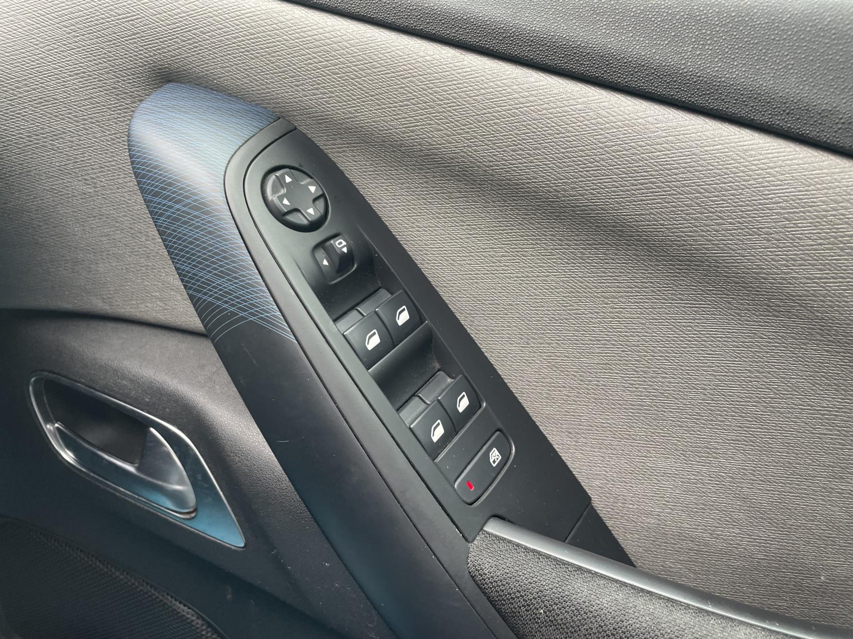 Citroen Grand C4 Picasso 1.6 BlueHDi Feel MPV 5dr Diesel Manual Euro 6 (s/s) (120 ps)