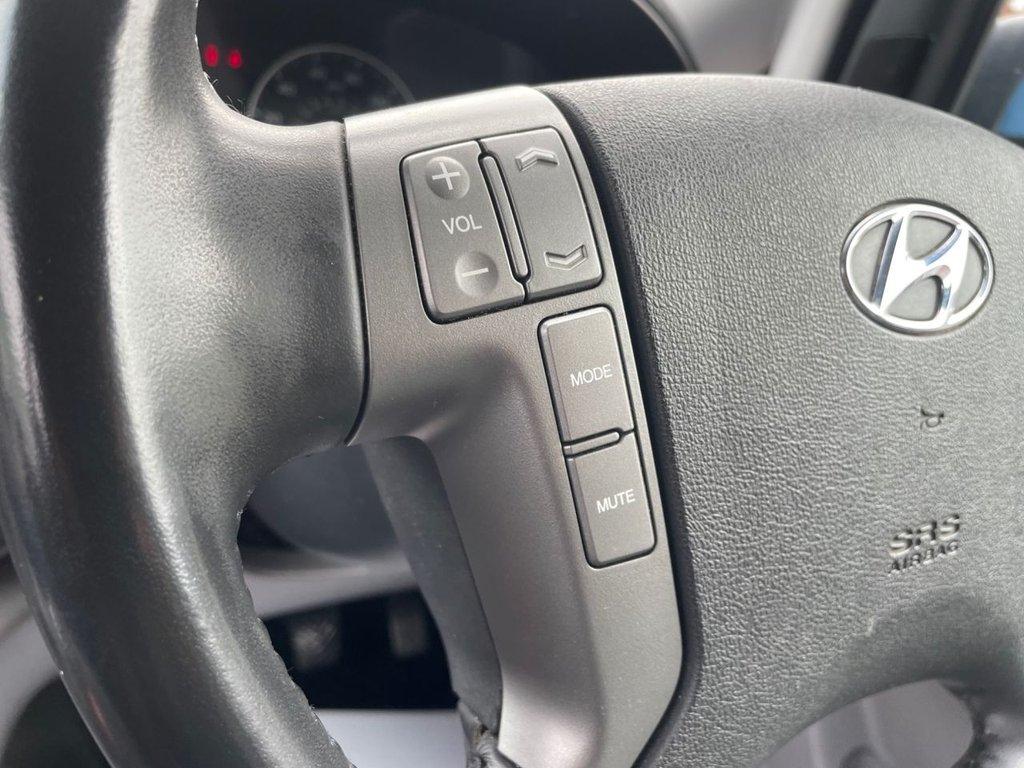 Hyundai i800 2.5 CRDi SE MPV 5dr Diesel Manual Euro 6 (136 ps)