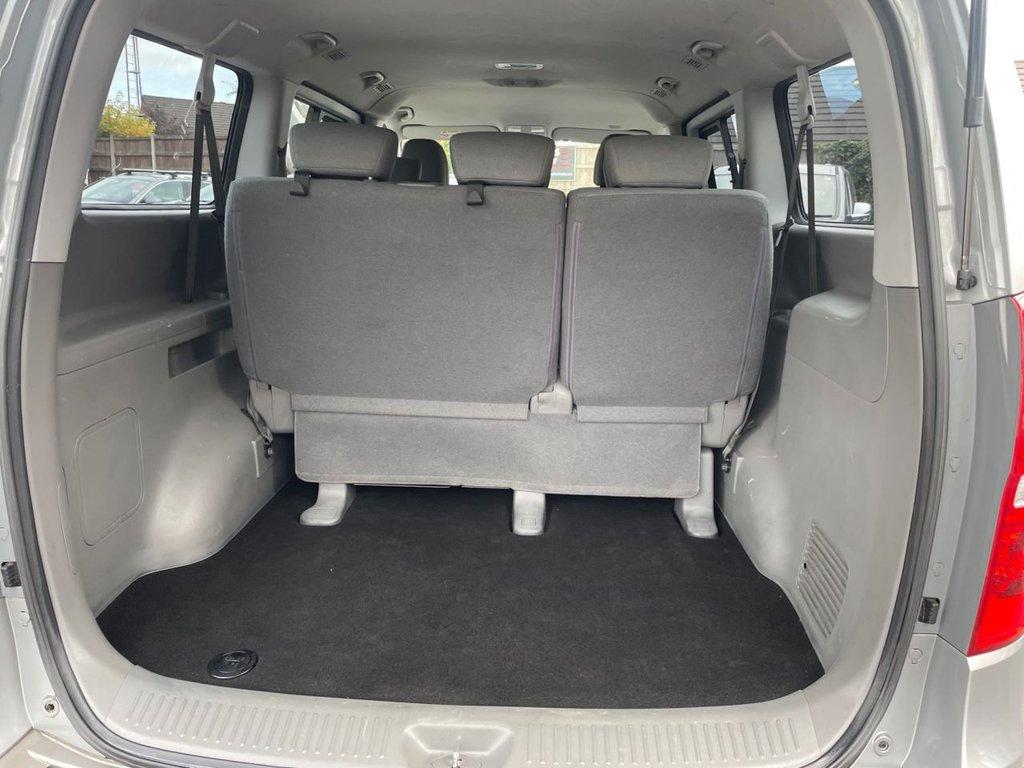 Hyundai i800 2.5 CRDi SE MPV 5dr Diesel Manual Euro 6 (136 ps)