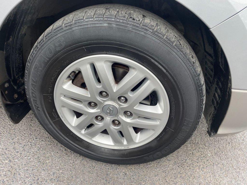 Hyundai i800 2.5 CRDi SE MPV 5dr Diesel Manual Euro 6 (136 ps)