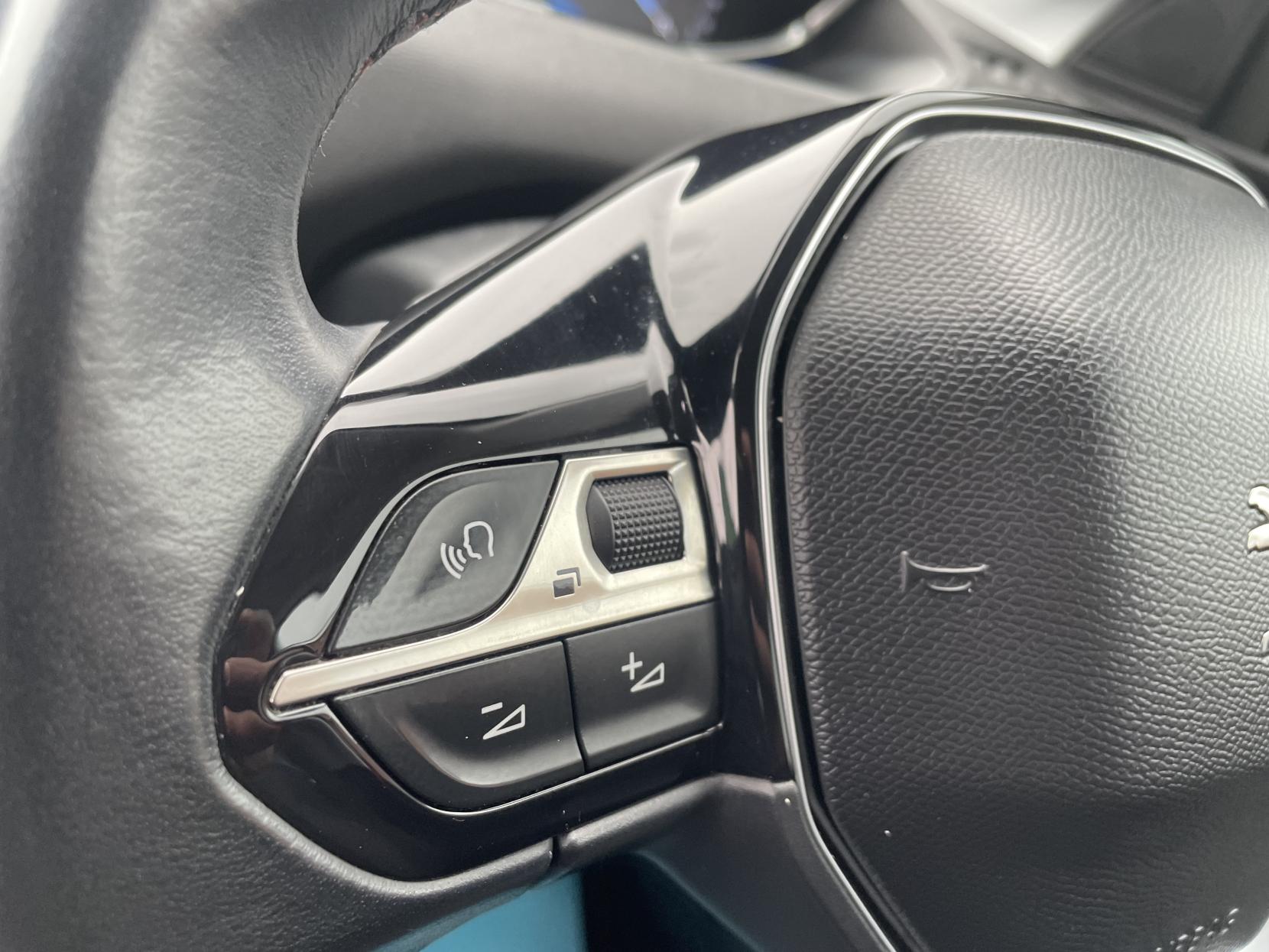 Peugeot 3008 1.2 PureTech Active SUV 5dr Petrol Manual Euro 6 (s/s) (130 ps)