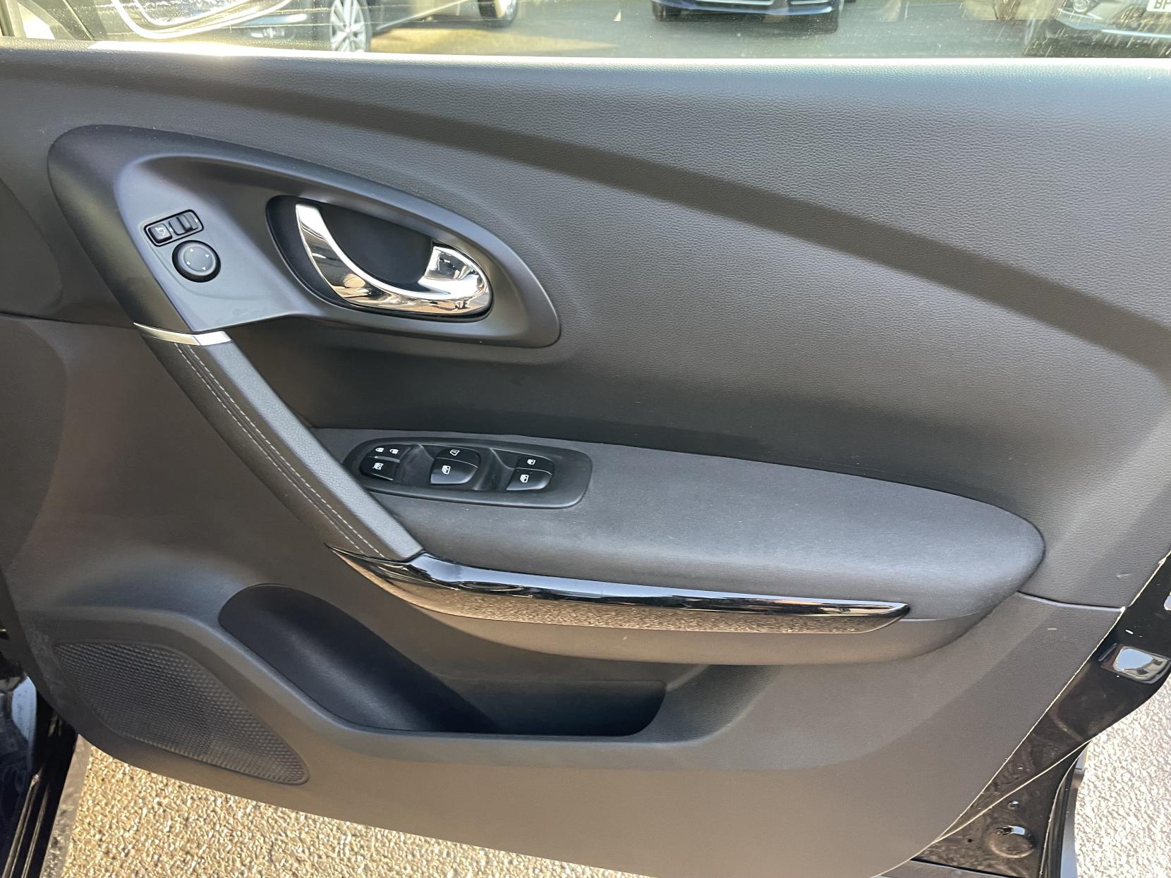 Renault Kadjar 1.5 dCi Dynamique Nav SUV 5dr Diesel EDC Euro 6 (s/s) (110 ps)