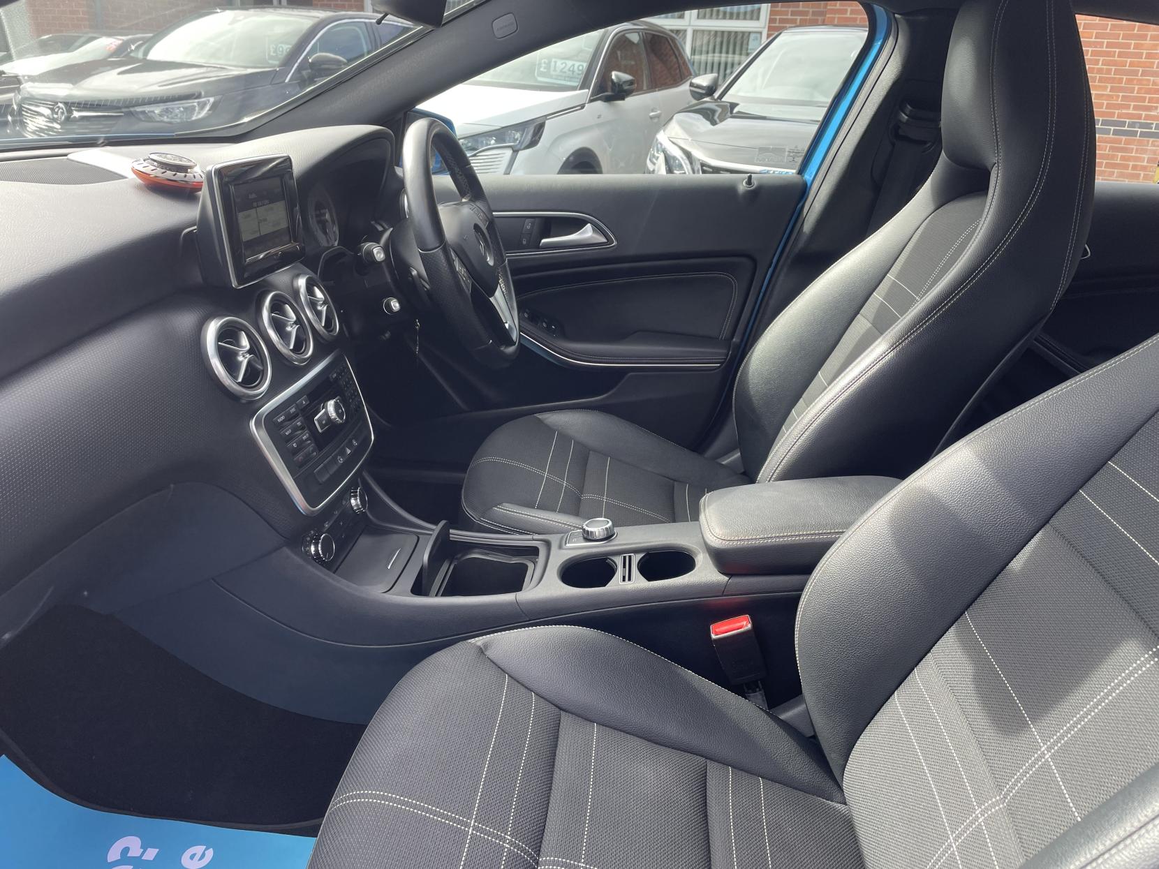 Mercedes-Benz A Class 1.6 A180 Sport Hatchback 5dr Petrol 7G-DCT Euro 6 (s/s) (122 ps)