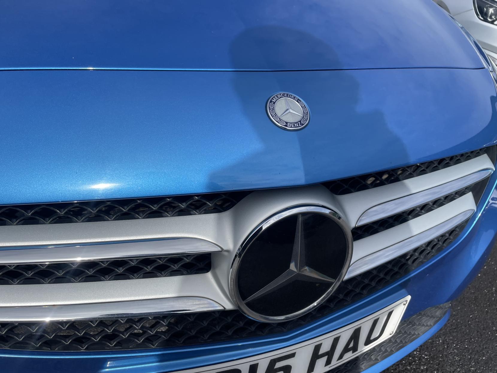 Mercedes-Benz A Class 1.6 A180 Sport Hatchback 5dr Petrol 7G-DCT Euro 6 (s/s) (122 ps)