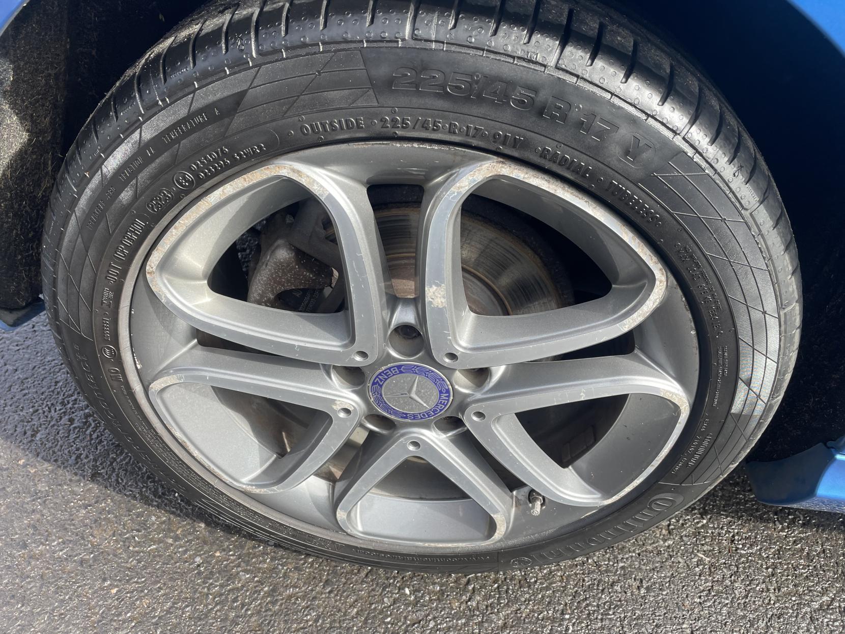 Mercedes-Benz A Class 1.6 A180 Sport Hatchback 5dr Petrol 7G-DCT Euro 6 (s/s) (122 ps)