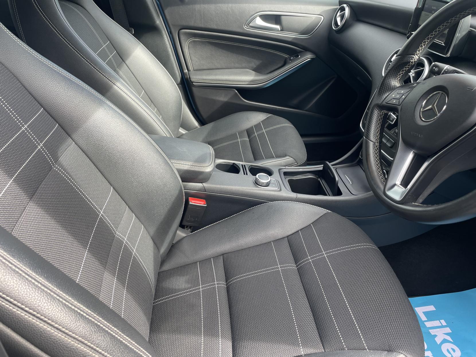 Mercedes-Benz A Class 1.6 A180 Sport Hatchback 5dr Petrol 7G-DCT Euro 6 (s/s) (122 ps)