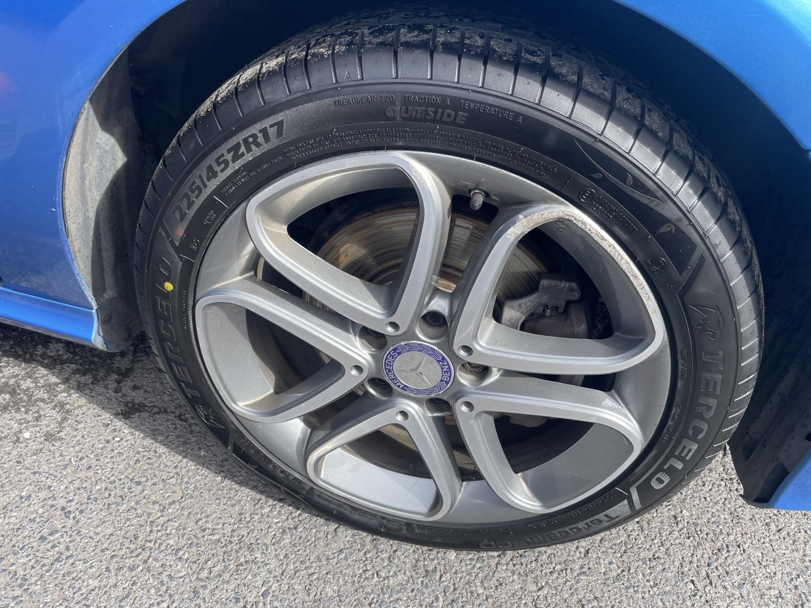 Mercedes-Benz A Class 1.6 A180 Sport Hatchback 5dr Petrol 7G-DCT Euro 6 (s/s) (122 ps)