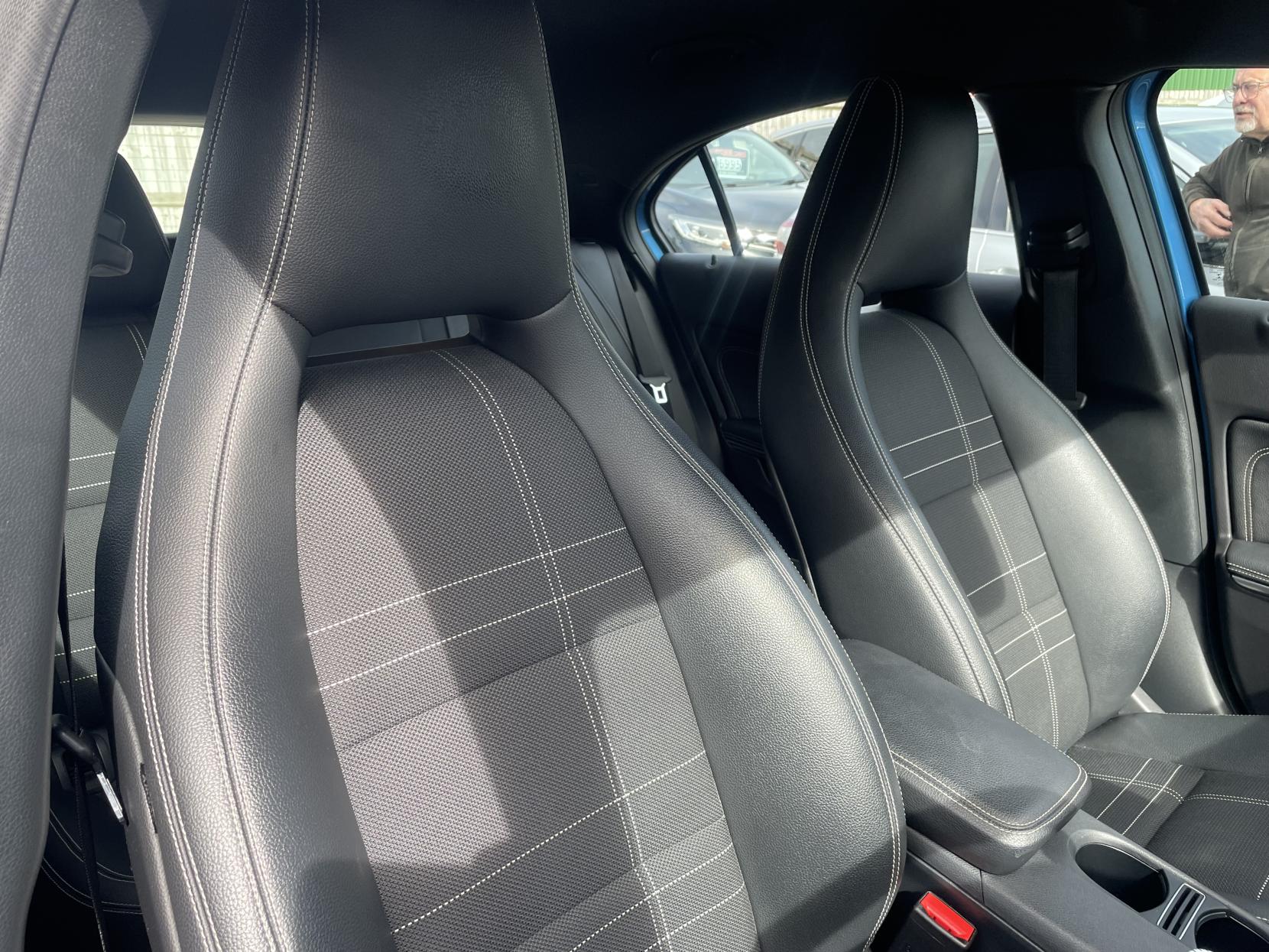 Mercedes-Benz A Class 1.6 A180 Sport Hatchback 5dr Petrol 7G-DCT Euro 6 (s/s) (122 ps)