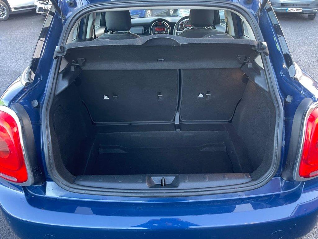 MINI Hatch 1.5 Cooper Hatchback 5dr Petrol Manual Euro 6 (s/s) (136 ps)