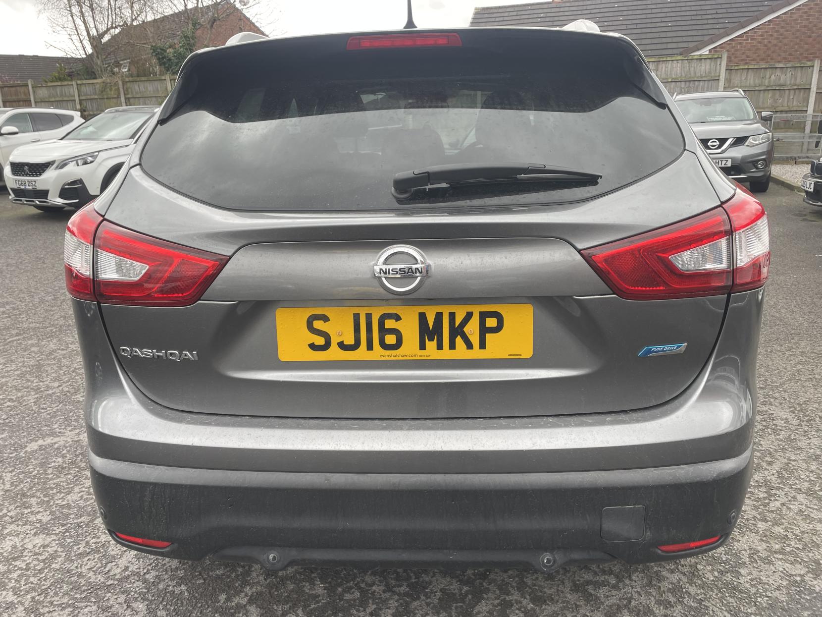 Nissan Qashqai 1.5 dCi n-tec+ SUV 5dr Diesel Manual 2WD Euro 6 (s/s) (110 ps)