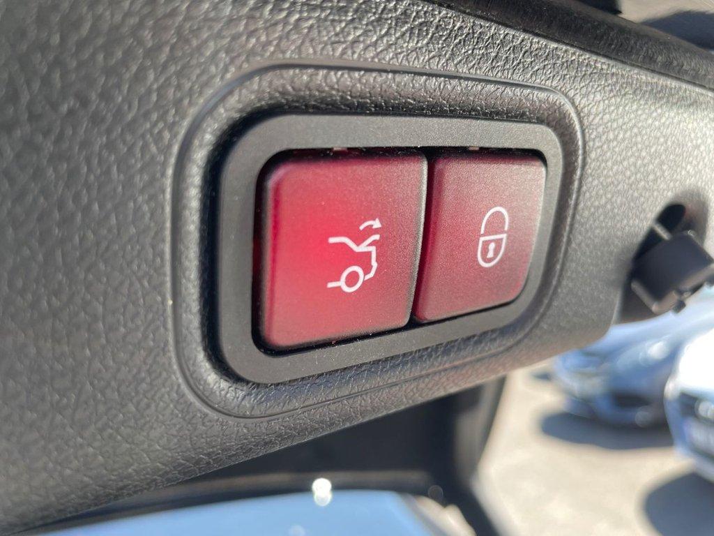 Mercedes-Benz E Class 2.0 E220d AMG Line (Premium) Saloon 4dr Diesel G-Tronic+ Euro 6 (s/s) (194 ps)