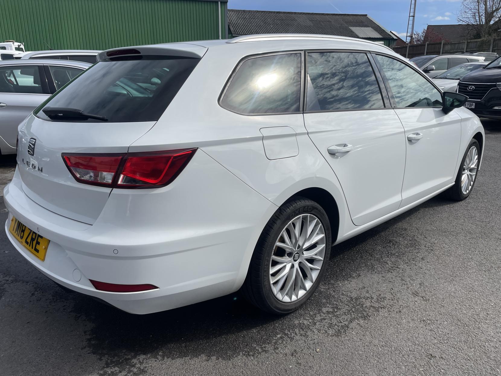 SEAT Leon 1.6 TDI SE Dynamic Technology ST 5dr Diesel DSG Euro 6 (s/s) (115 ps)