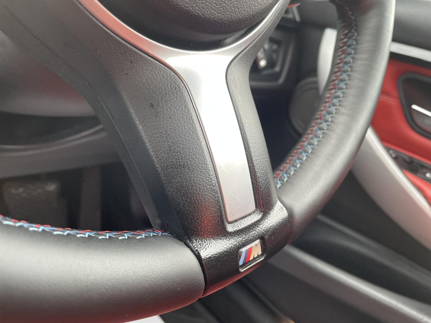 BMW 3 Series 2.0 320d M Sport Shadow Edition Touring 5dr Diesel Auto Euro 6 (s/s) (190 ps)