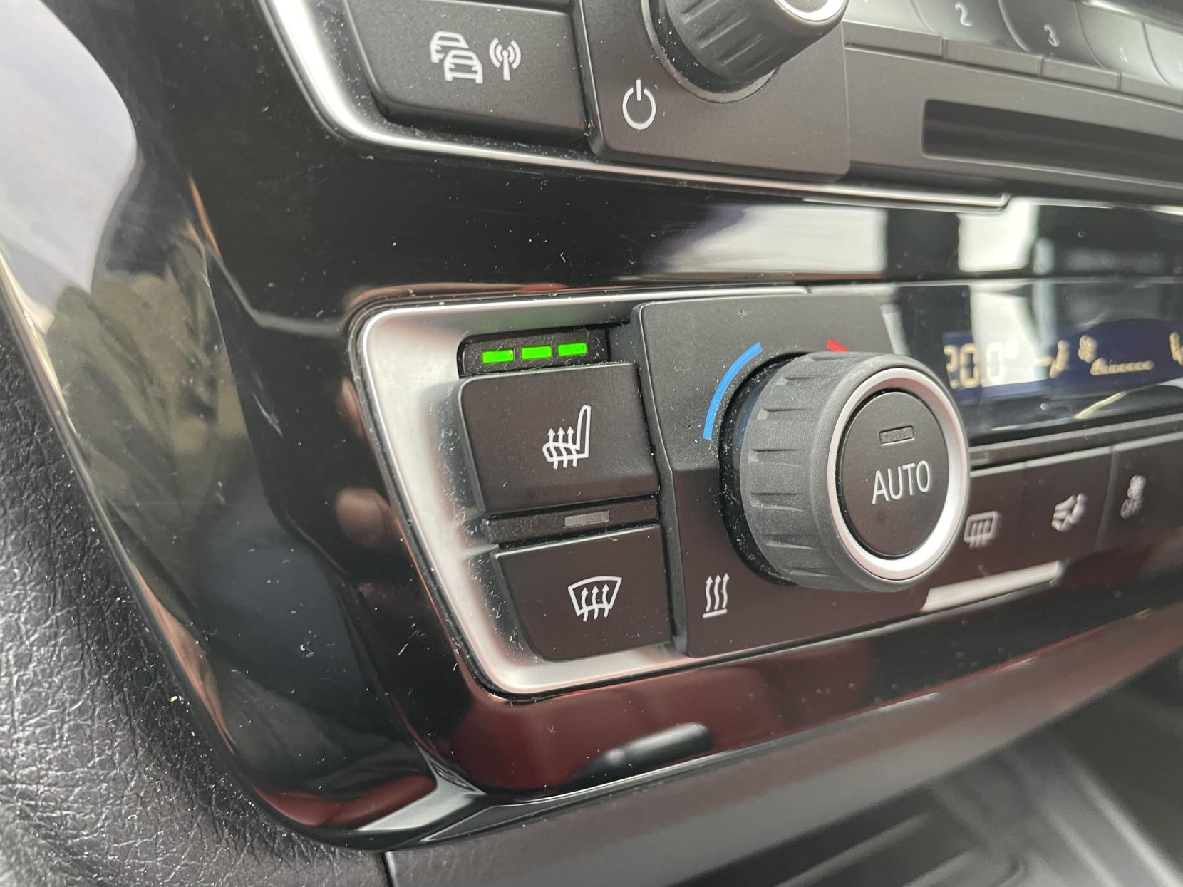 BMW 3 Series 2.0 320d M Sport Shadow Edition Touring 5dr Diesel Auto Euro 6 (s/s) (190 ps)