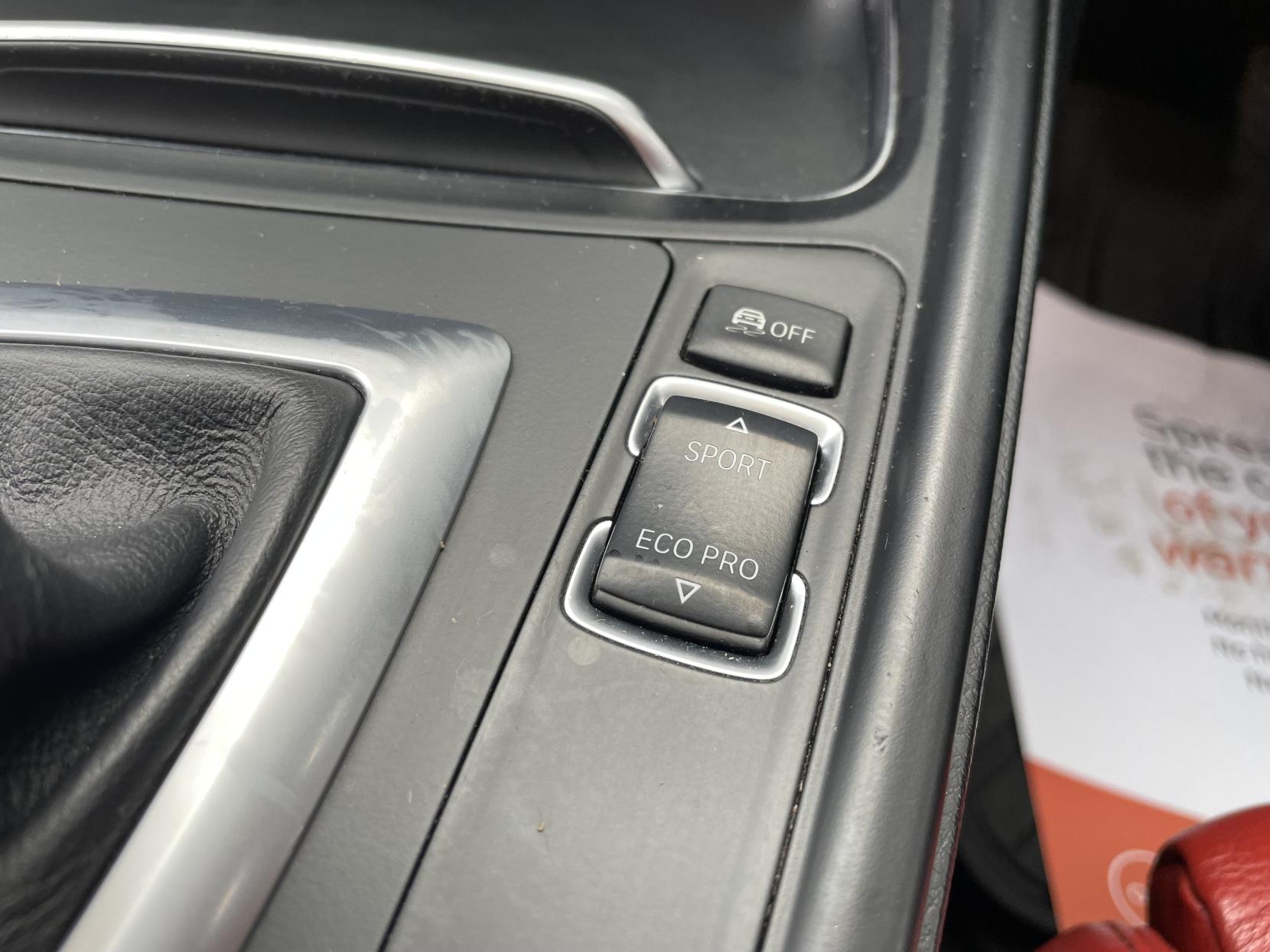 BMW 3 Series 2.0 320d M Sport Shadow Edition Touring 5dr Diesel Auto Euro 6 (s/s) (190 ps)