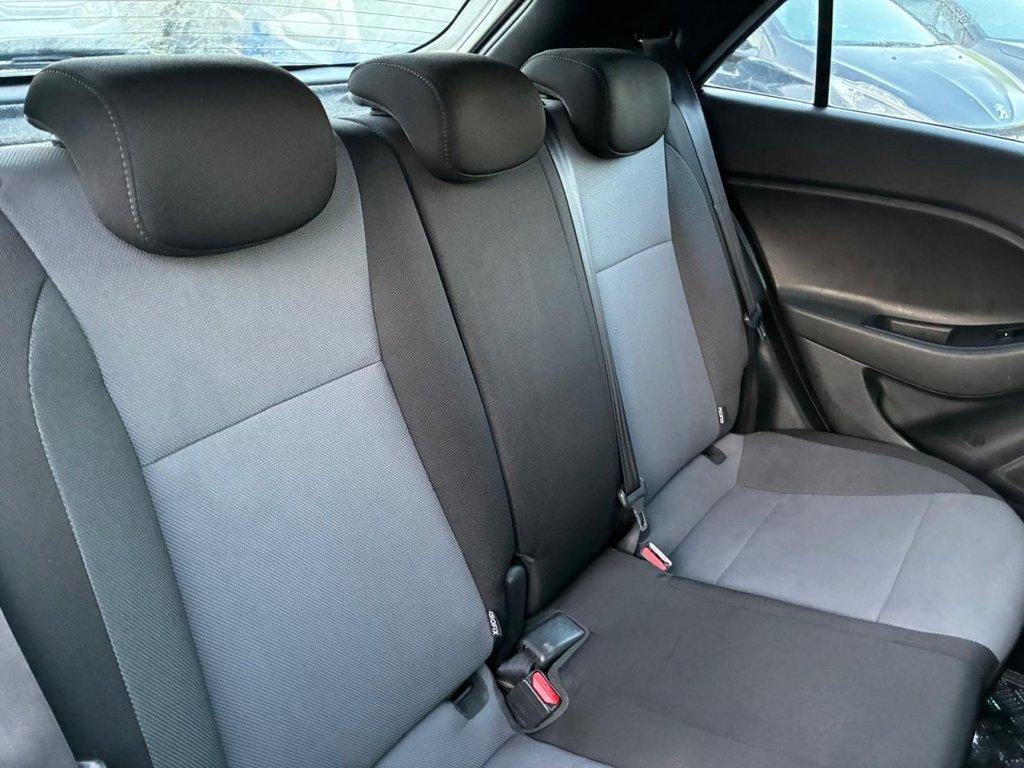 Hyundai i20 1.2 SE Hatchback 5dr Petrol Manual Euro 6 (84 ps)