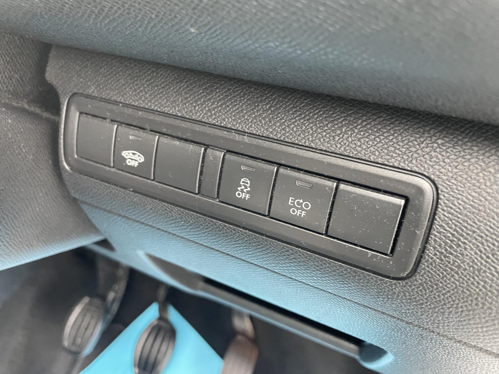 Peugeot 308 1.2 PureTech Allure Hatchback 5dr Petrol Manual Euro 6 (s/s) (110 ps)