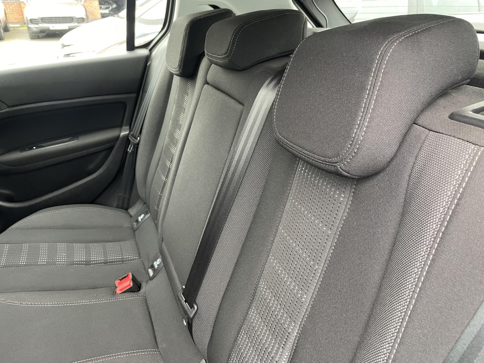 Peugeot 308 1.2 PureTech Allure Hatchback 5dr Petrol Manual Euro 6 (s/s) (110 ps)