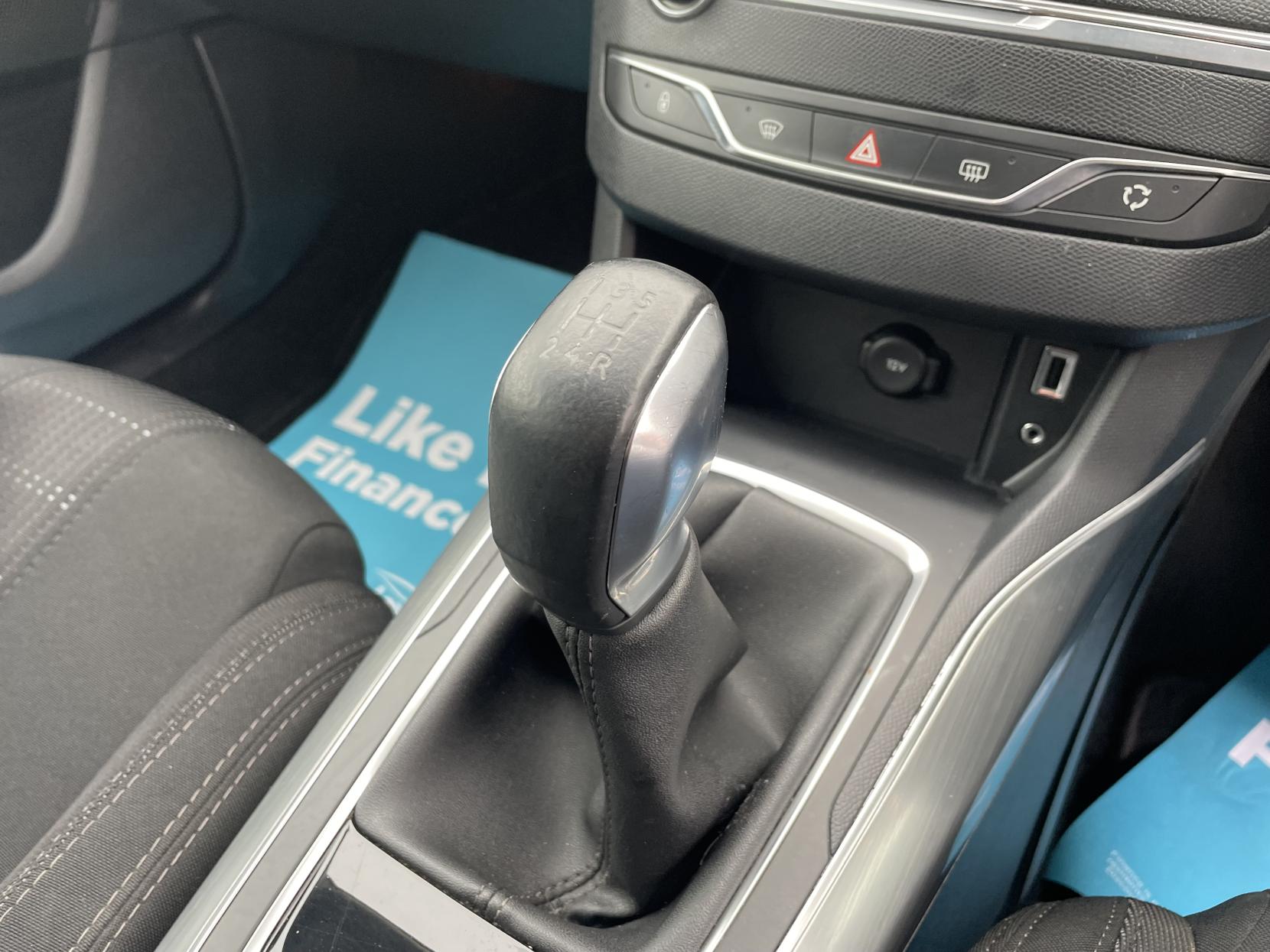 Peugeot 308 1.2 PureTech Allure Hatchback 5dr Petrol Manual Euro 6 (s/s) (110 ps)