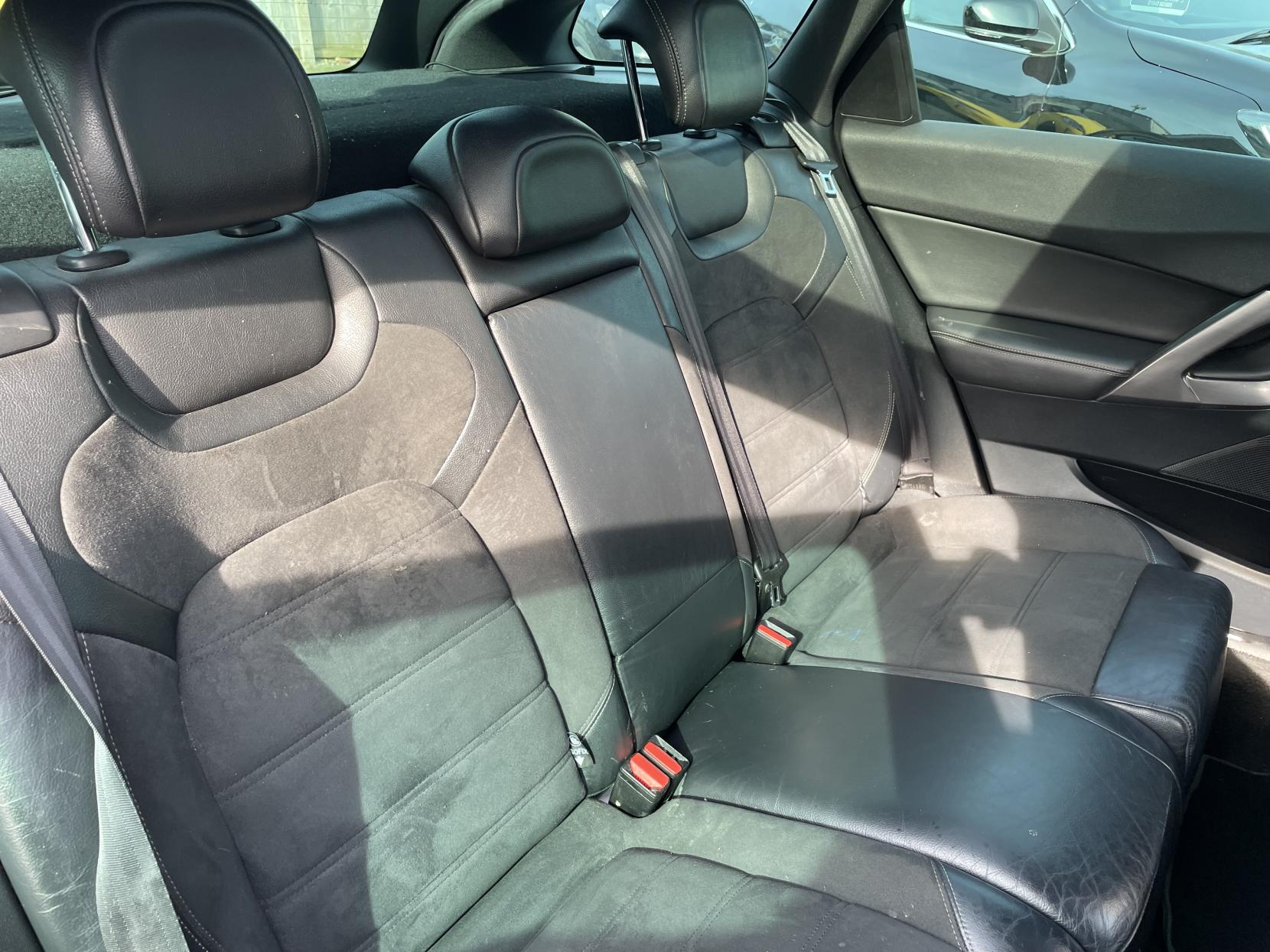 Citroen DS5 1.6 e-HDi Airdream DStyle Hatchback 5dr Diesel EGS6 Euro 5 (s/s) (110 ps)