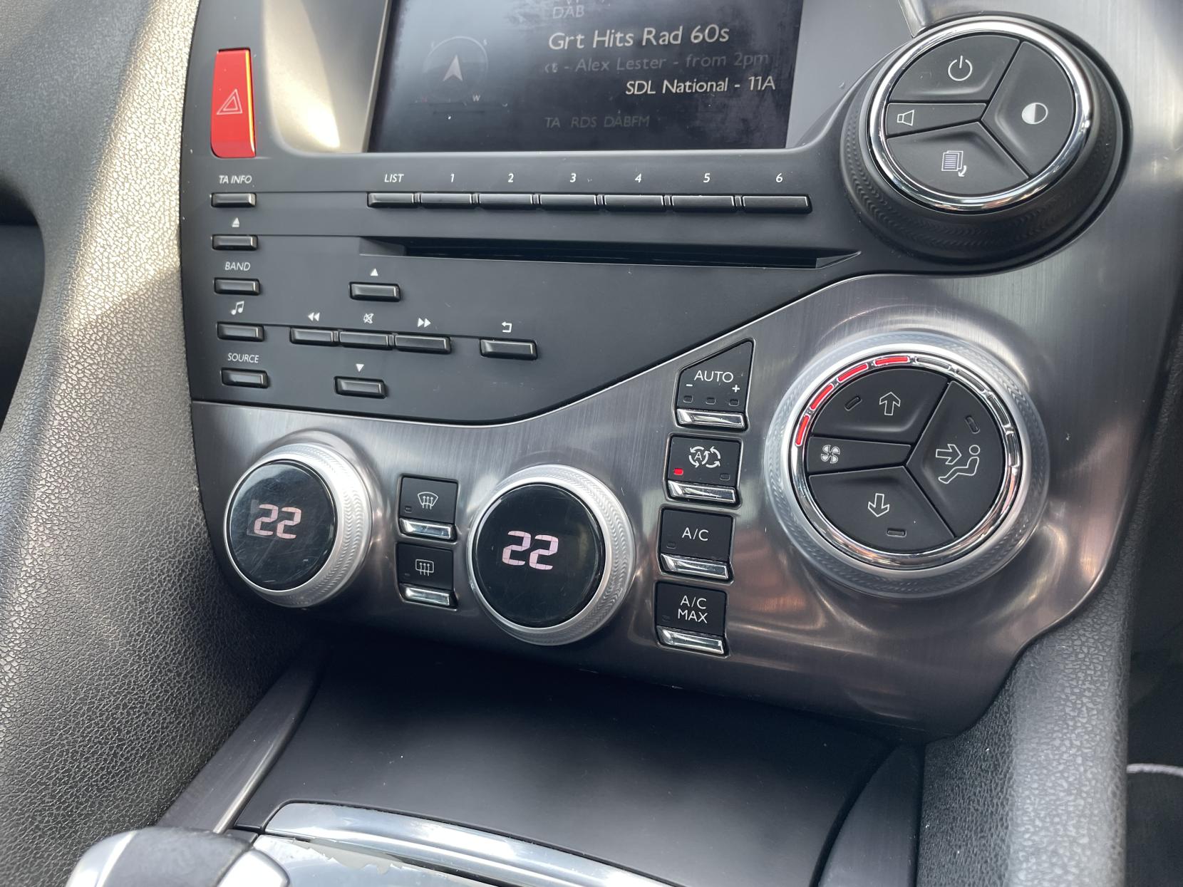 Citroen DS5 1.6 e-HDi Airdream DStyle Hatchback 5dr Diesel EGS6 Euro 5 (s/s) (110 ps)