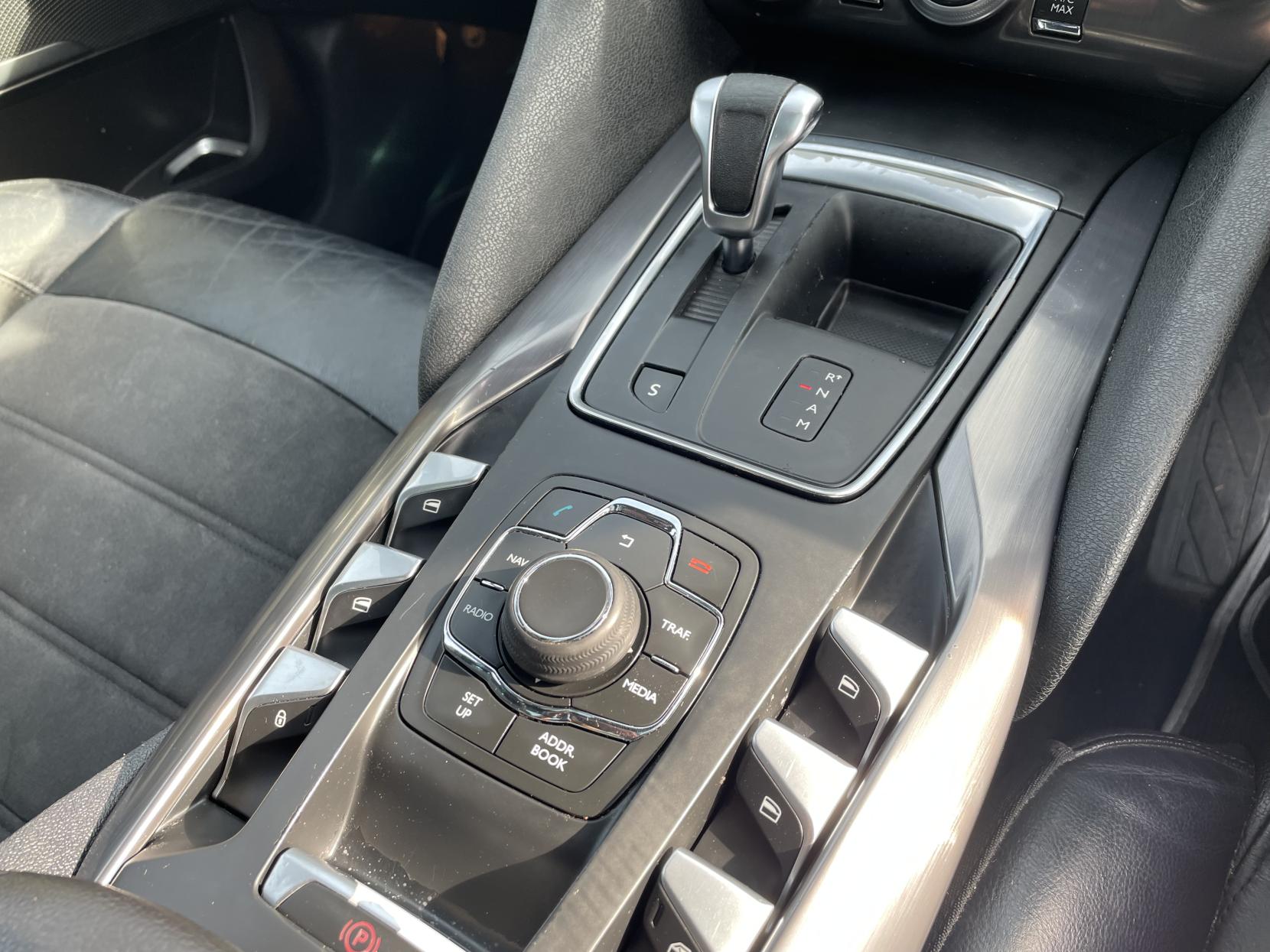 Citroen DS5 1.6 e-HDi Airdream DStyle Hatchback 5dr Diesel EGS6 Euro 5 (s/s) (110 ps)