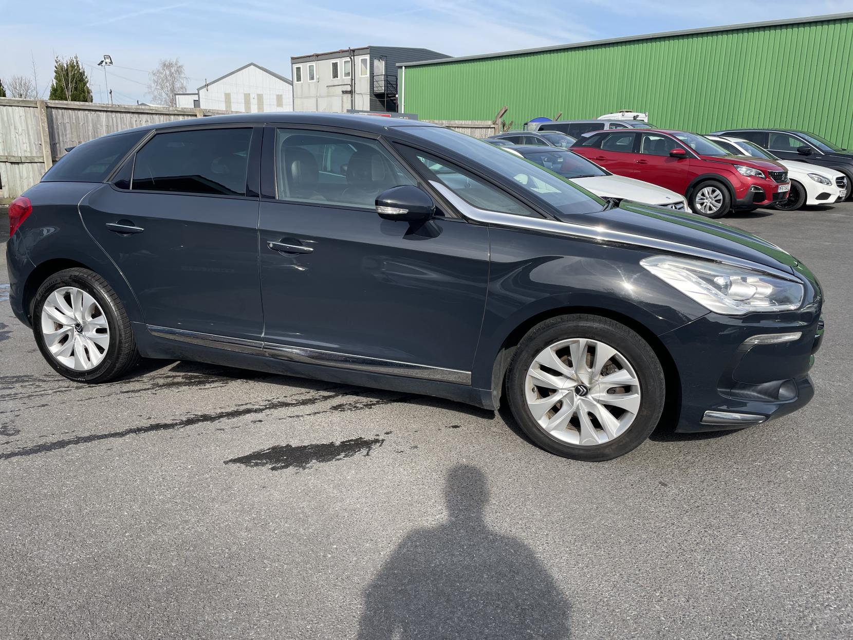 Citroen DS5 1.6 e-HDi Airdream DStyle Hatchback 5dr Diesel EGS6 Euro 5 (s/s) (110 ps)