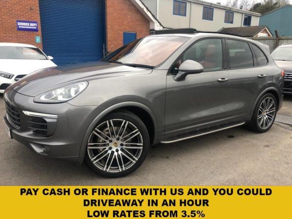 Porsche Cayenne 4.2 TD V8 S SUV 5dr Diesel TiptronicS 4WD Euro 5 (s/s) (385 ps)