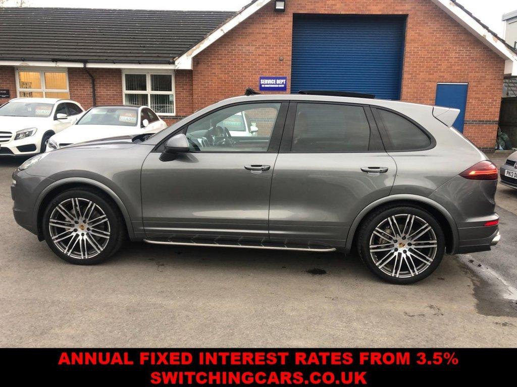 Porsche Cayenne 4.2 TD V8 S SUV 5dr Diesel TiptronicS 4WD Euro 5 (s/s) (385 ps)