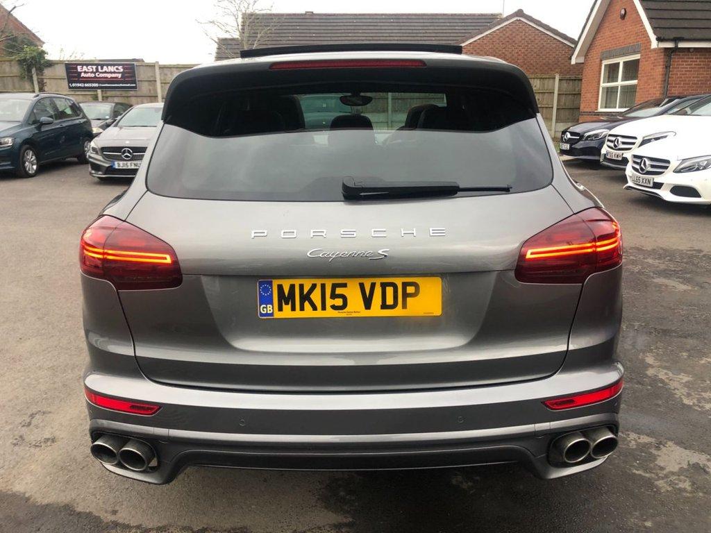 Porsche Cayenne 4.2 TD V8 S SUV 5dr Diesel TiptronicS 4WD Euro 5 (s/s) (385 ps)