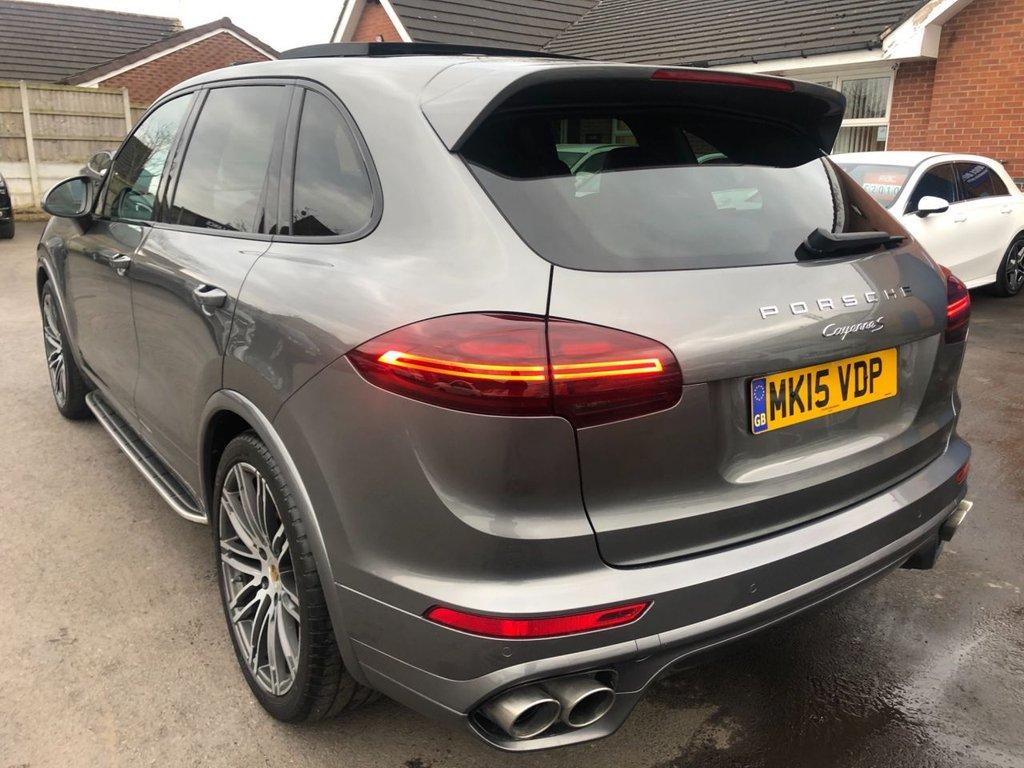 Porsche Cayenne 4.2 TD V8 S SUV 5dr Diesel TiptronicS 4WD Euro 5 (s/s) (385 ps)