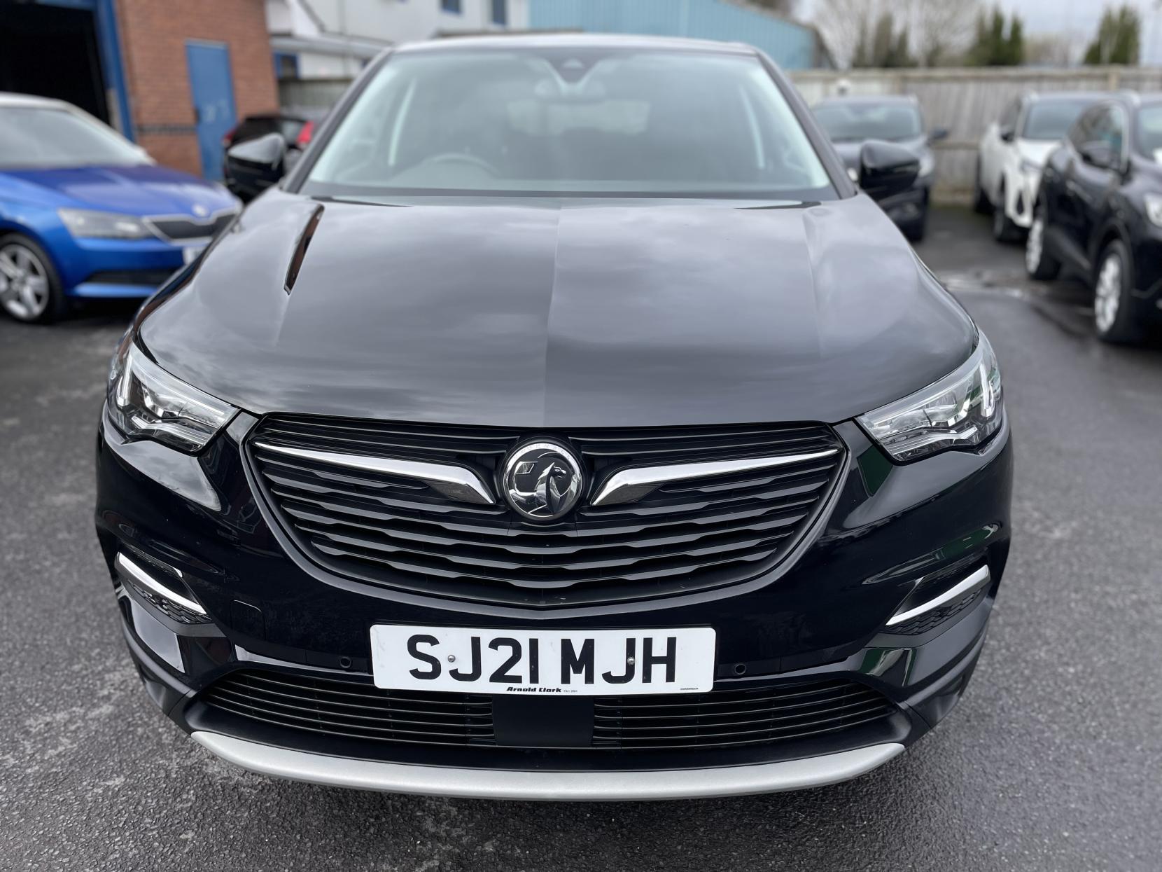 Vauxhall Grandland X 1.2 Turbo SRi Nav SUV 5dr Petrol Manual Euro 6 (s/s) (130 ps)