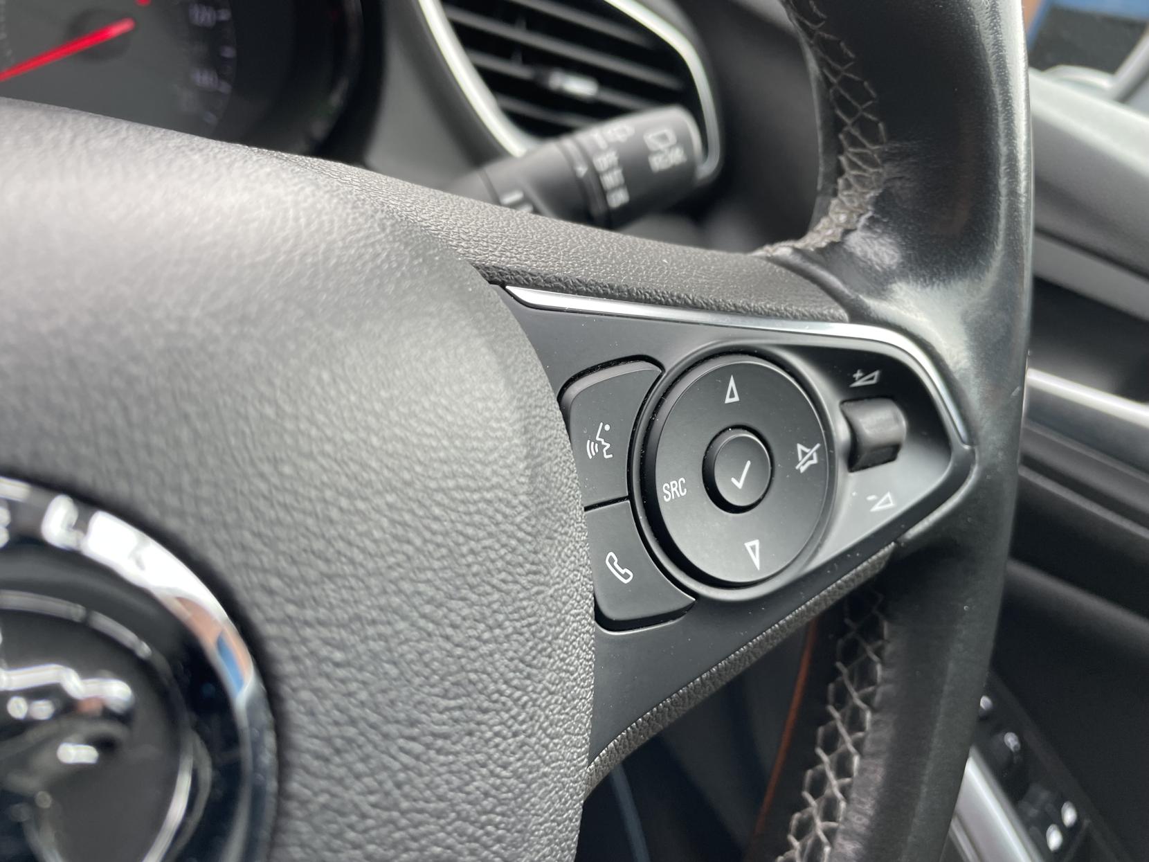 Vauxhall Grandland X 1.2 Turbo SRi Nav SUV 5dr Petrol Manual Euro 6 (s/s) (130 ps)