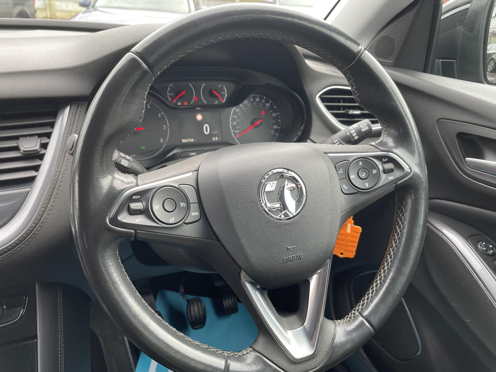 Vauxhall Grandland X 1.2 Turbo SRi Nav SUV 5dr Petrol Manual Euro 6 (s/s) (130 ps)