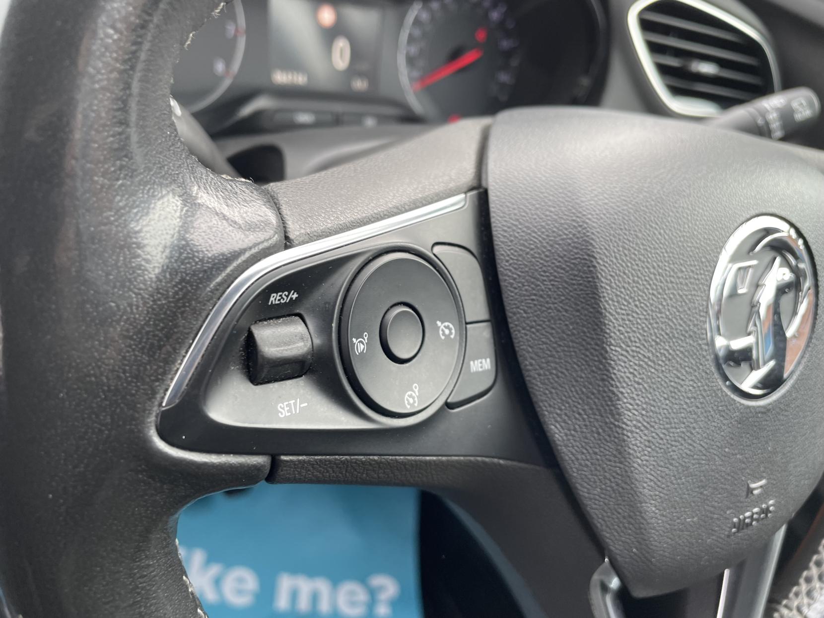 Vauxhall Grandland X 1.2 Turbo SRi Nav SUV 5dr Petrol Manual Euro 6 (s/s) (130 ps)