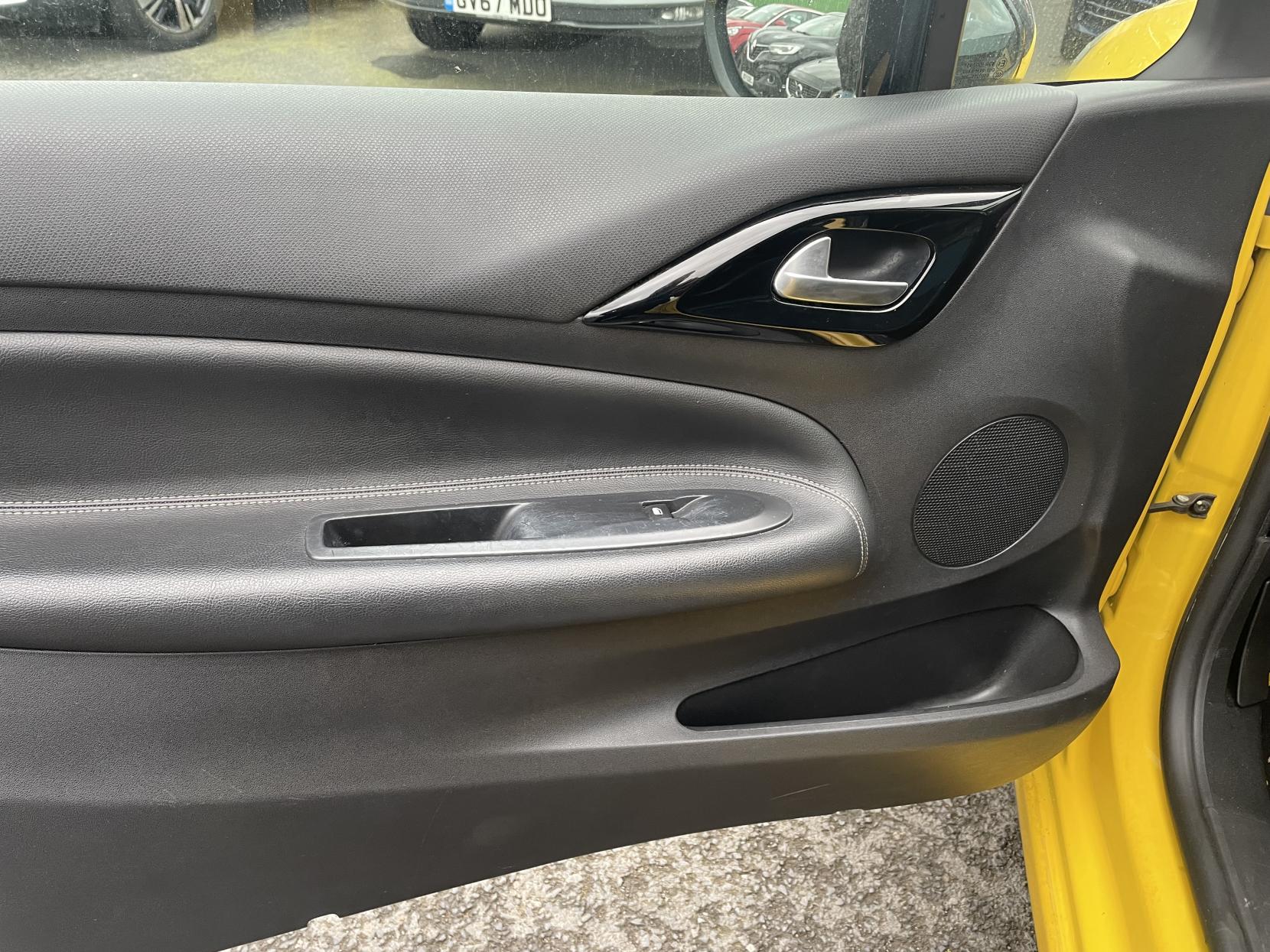 Citroen DS3 1.6 THP DSport Plus Hatchback 3dr Petrol Manual Euro 6 (s/s) (165 ps)