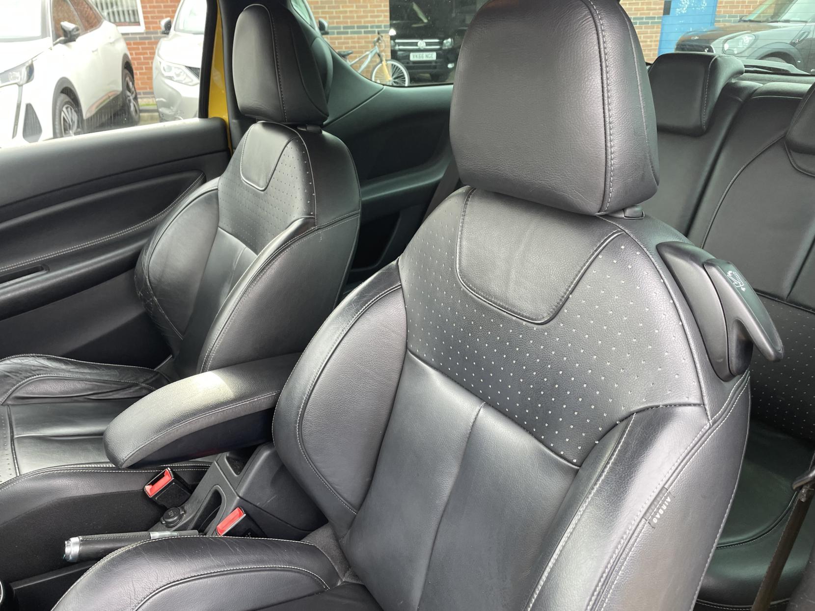 Citroen DS3 1.6 THP DSport Plus Hatchback 3dr Petrol Manual Euro 6 (s/s) (165 ps)