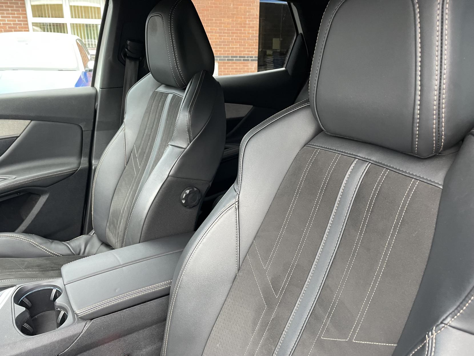 Peugeot 3008 1.2 PureTech GT SUV 5dr Petrol Manual Euro 6 (s/s) (130 ps)