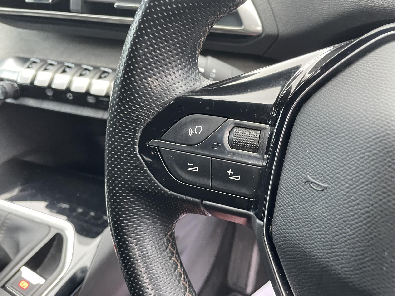 Peugeot 3008 1.2 PureTech GT SUV 5dr Petrol Manual Euro 6 (s/s) (130 ps)