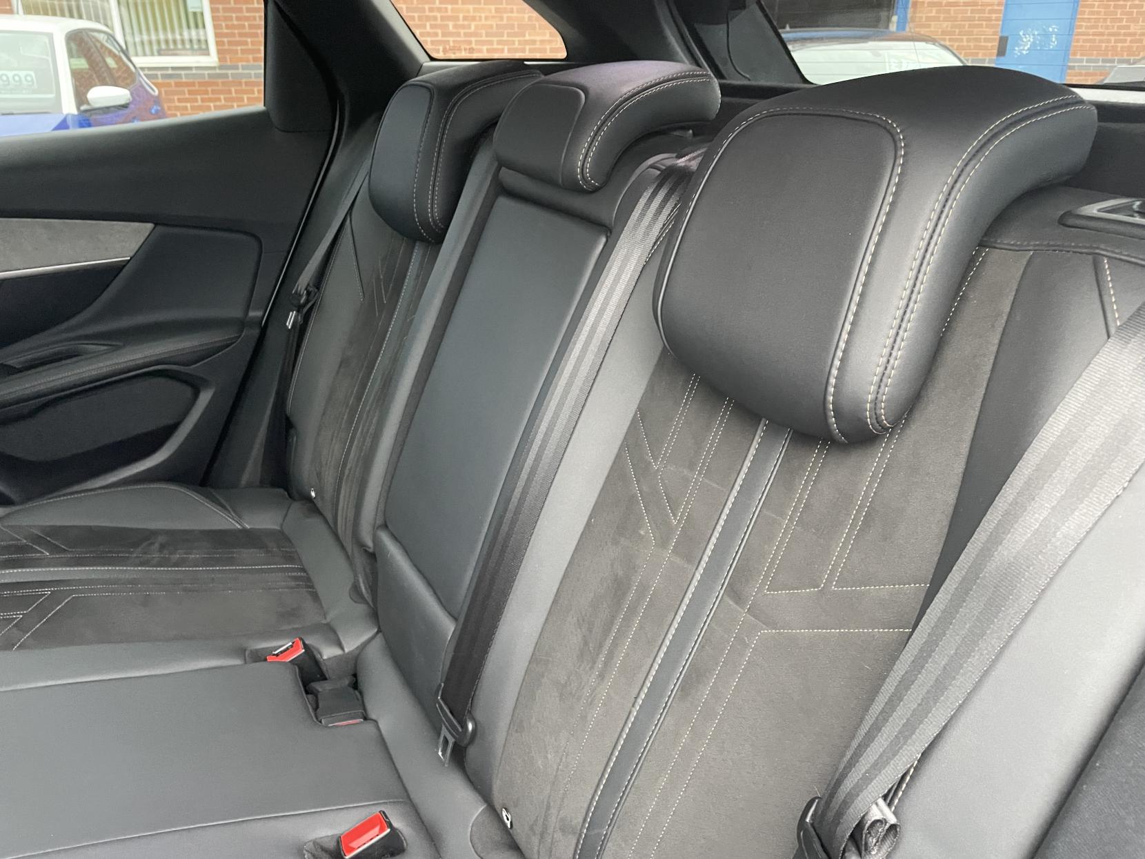 Peugeot 3008 1.2 PureTech GT SUV 5dr Petrol Manual Euro 6 (s/s) (130 ps)