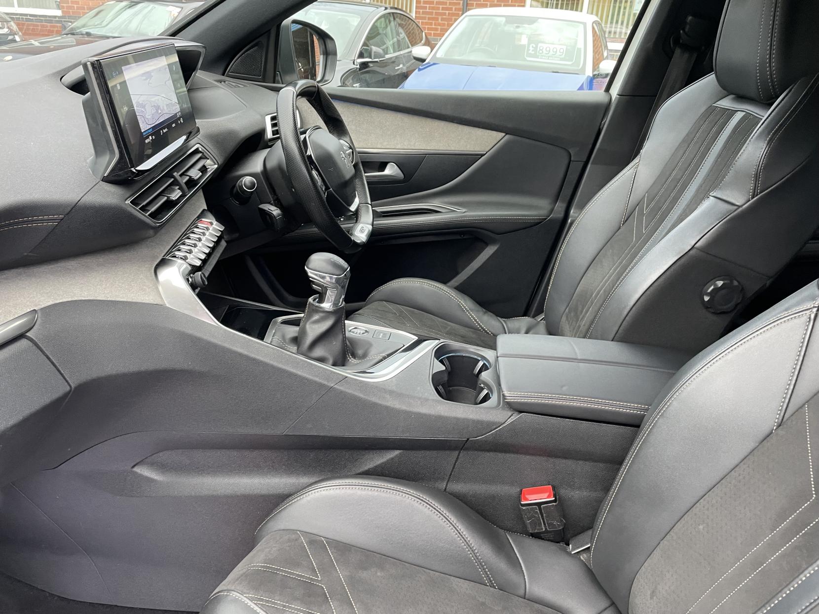 Peugeot 3008 1.2 PureTech GT SUV 5dr Petrol Manual Euro 6 (s/s) (130 ps)