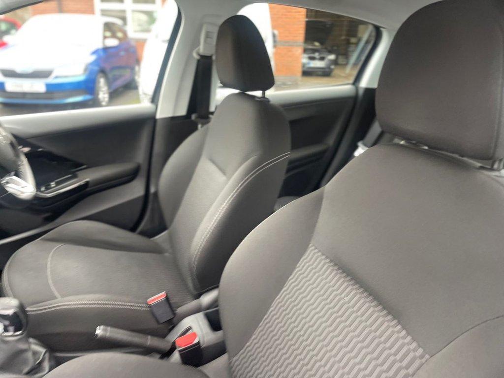 Peugeot 208 1.2 PureTech Active Hatchback 5dr Petrol Manual Euro 6 (68 ps)