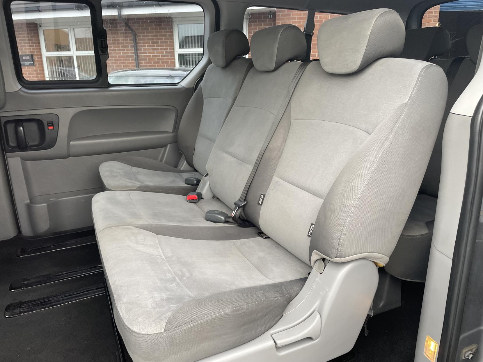 Hyundai i800 2.5 CRDi SE MPV 5dr Diesel Manual Euro 6 (136 ps)