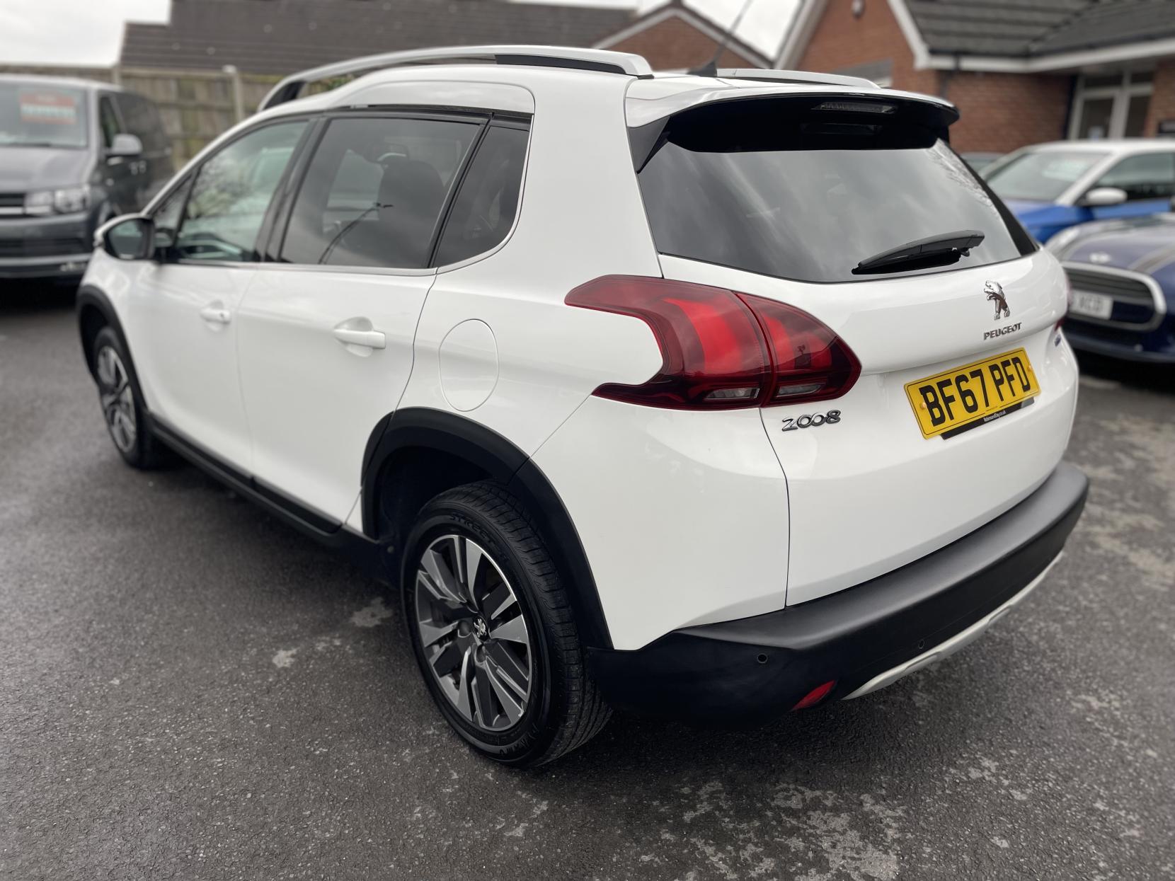 Peugeot 2008 1.2 PureTech Allure SUV 5dr Petrol Manual Euro 6 (82 ps)