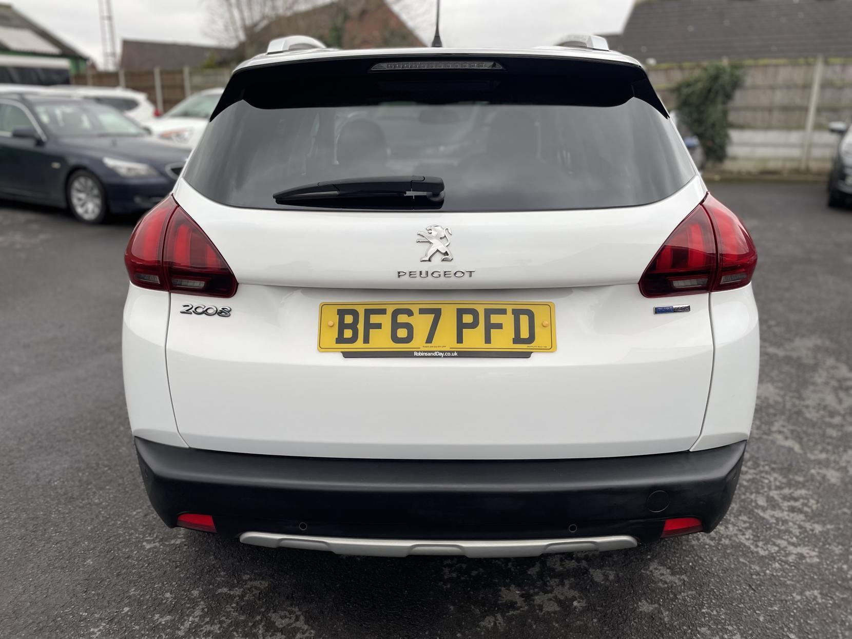 Peugeot 2008 1.2 PureTech Allure SUV 5dr Petrol Manual Euro 6 (82 ps)