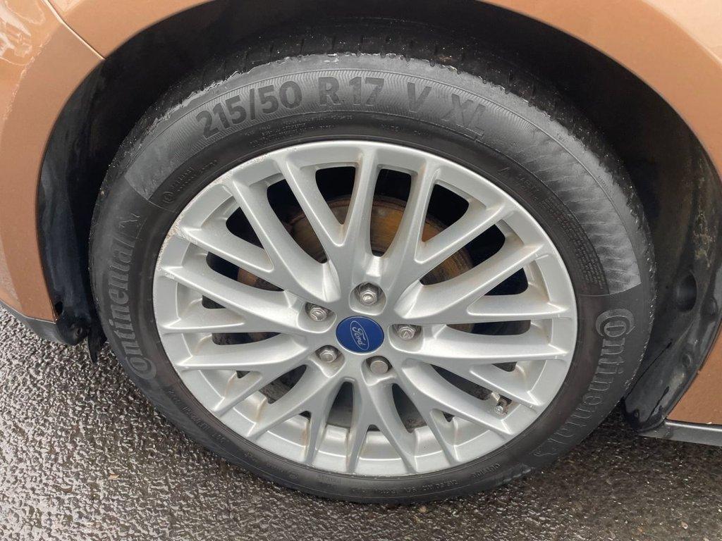 Ford Focus 1.0T EcoBoost Zetec Hatchback 5dr Petrol Manual Euro 5 (s/s) (125 ps)